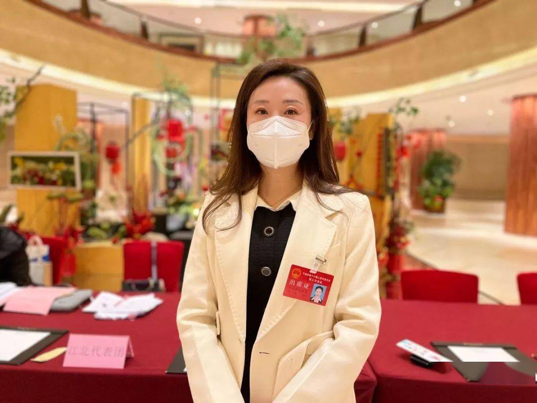 来看看宁波两会的"她"面孔_建议_提案_市政协