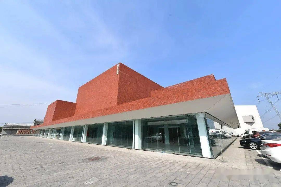 宋庄镇:奋力谱写艺术创意小镇高水平建设新篇章!_体育_文化广场_中国