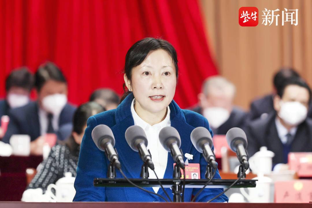 周文娟截至目前,提案已全部办结或办复,已经解决 或采纳的 286 件