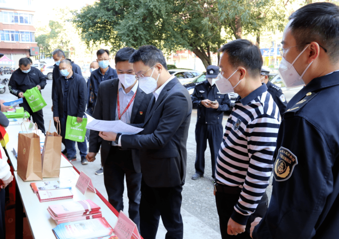 春運首日,麻涌鎮長率隊開展春運執勤服務點檢查督導_工作_何俊_交通