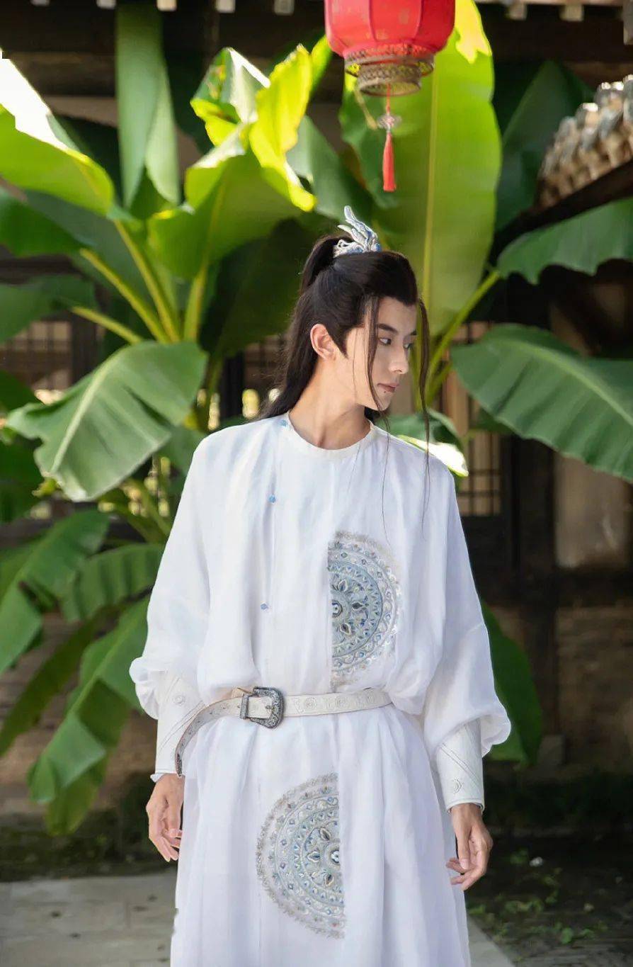 宫寒再登榜首,锦超,夫诸杀入前十,这些都是你喜欢的汉服男神么?