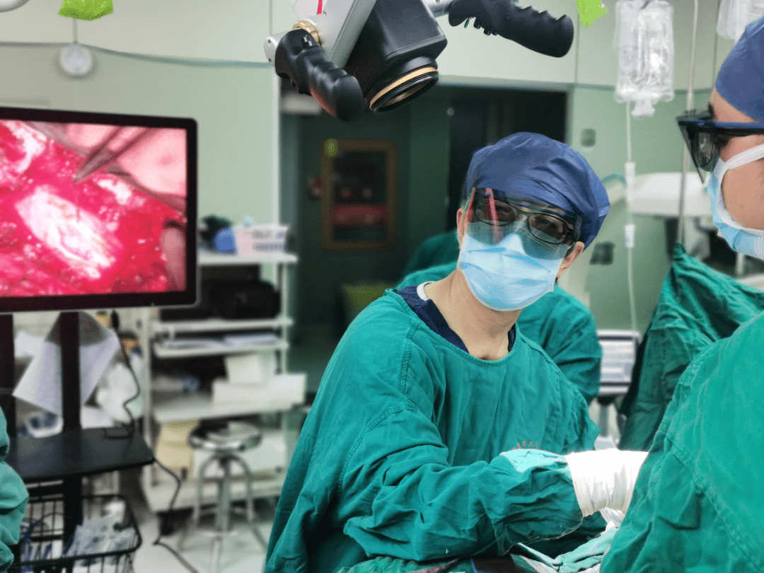 代表委员履职记 | 省人大代表梁益建:培养更多优秀临床医生,为人民