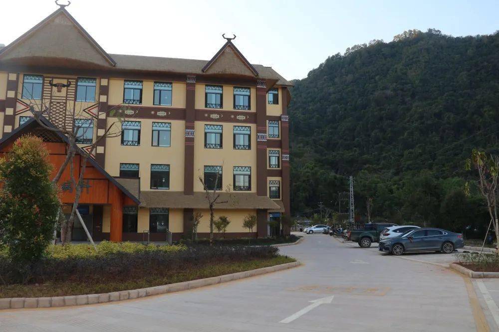 【医院动态】西盟县人民医院感染性疾病科,儿科,发热门诊,康复医学科