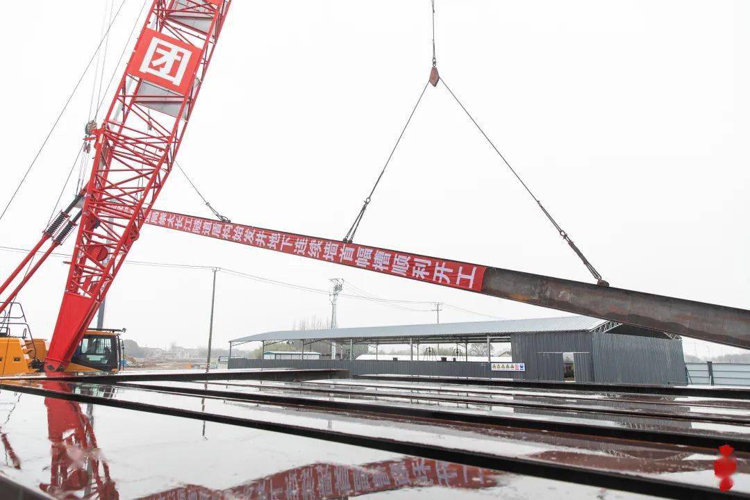 崇太长江隧道年前迎来新进展_施工_接头_工字钢