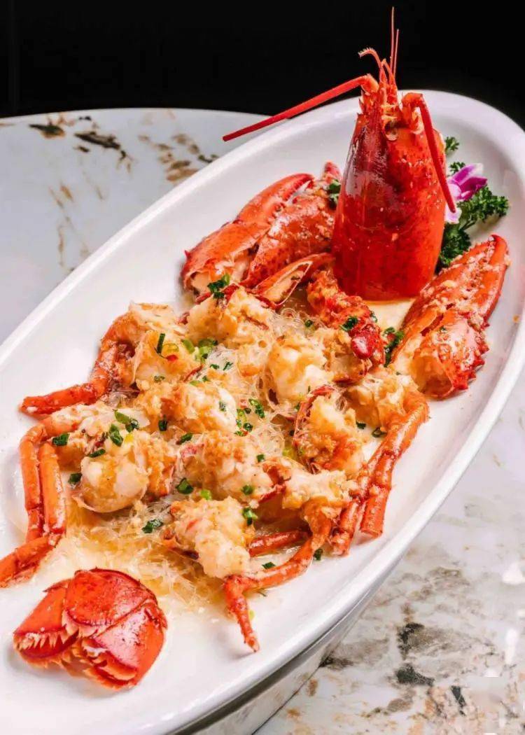 【爆款】 生猛海鲜现捞现做,蒜蓉粉丝蒸波龙,虫草花鲍鱼炖盅……_南海