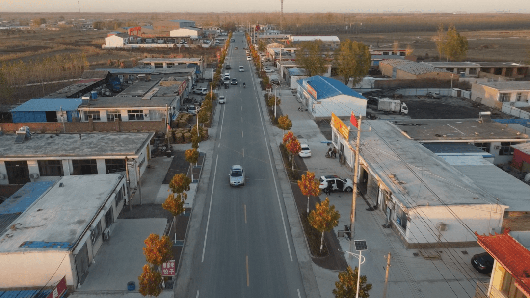 正值年末岁尾,南孙庄镇以爱国卫生运行拉开了新一年的序曲,以此迎接