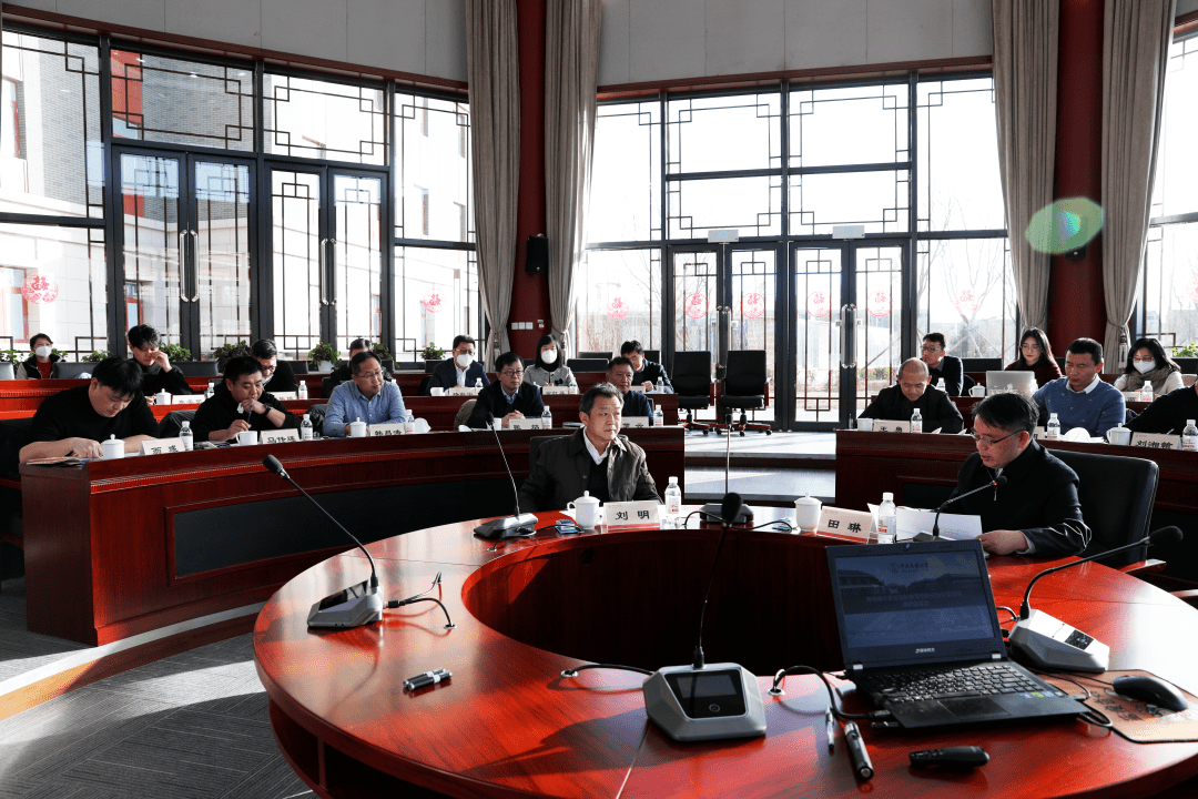 海南陵水黎安国际教育创新试验区管理局常务副局长刘明一行来校调研