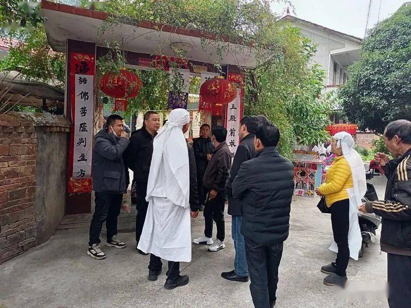 规划区18平方公里范围内已基本看不到乱搭乱建灵棚,敲锣打鼓做道场,燃