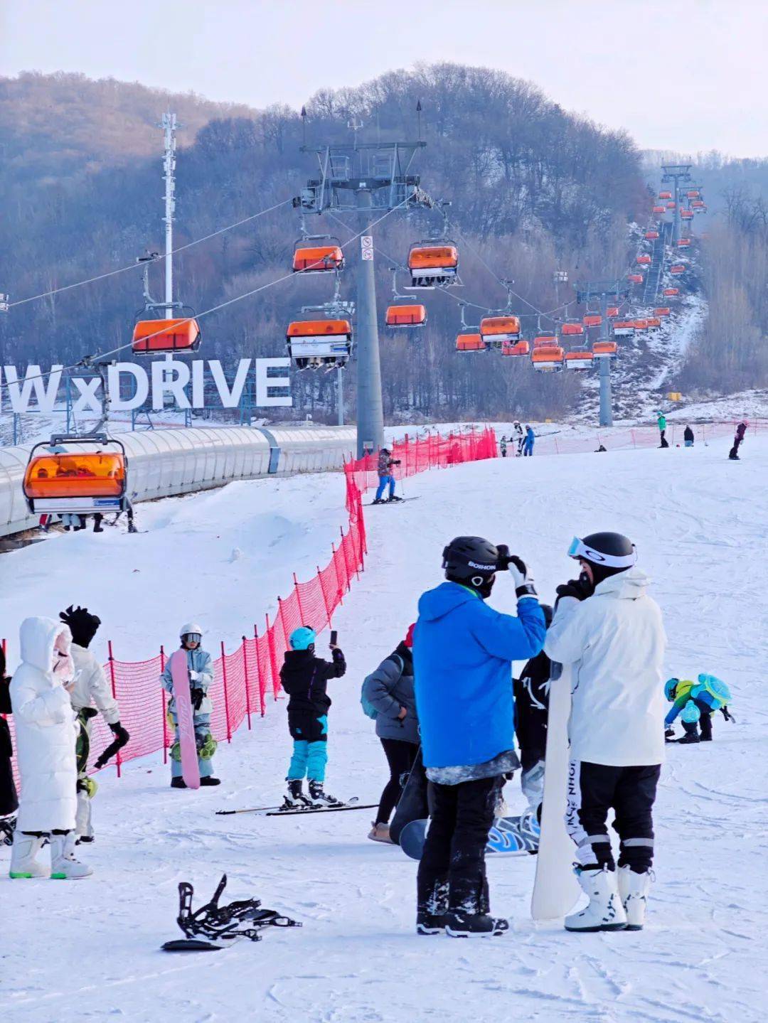 第28届吉林国际雾凇冰雪节系列活动丨玉兔翘首迎新春 滑雪嬉泉过大年
