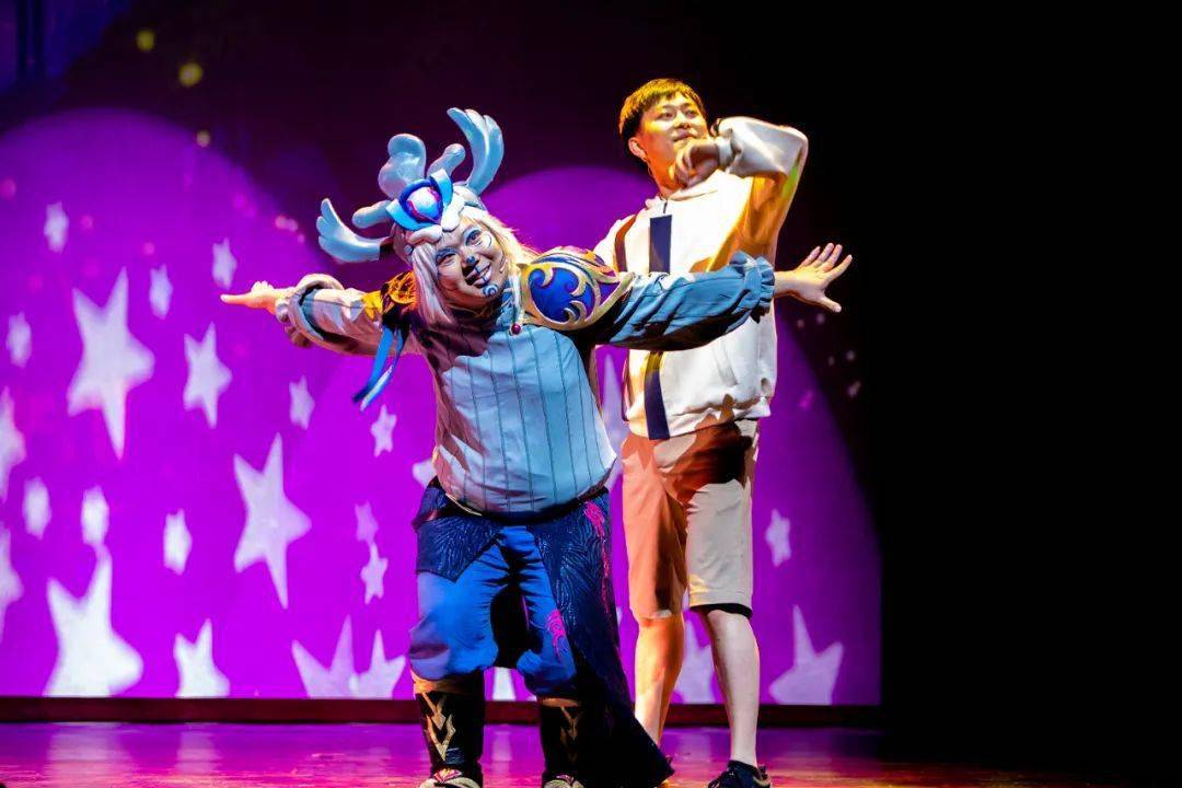 元宇宙原创亲子舞台剧 《冒险小王子》深圳首演_儿童剧_观众_守护