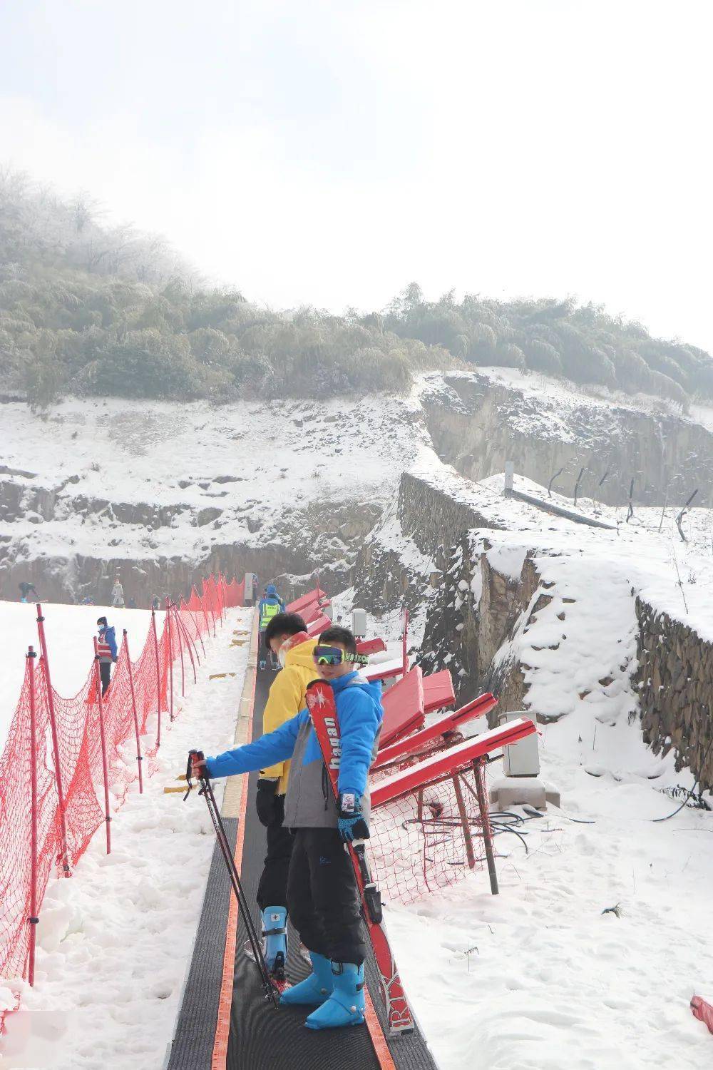 磐安滑雪场多大图片