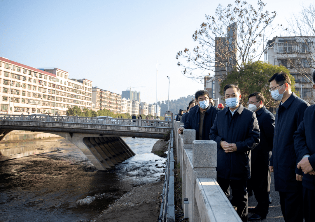 看郴州市委书记吴巨培如何督战护蓝天!