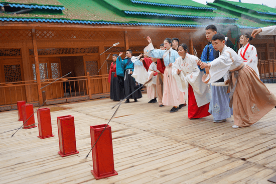 瑶乡喜乐汇，春启幸福年！都雅、好玩、好逛、好吃的元宵文旅大餐等你来！