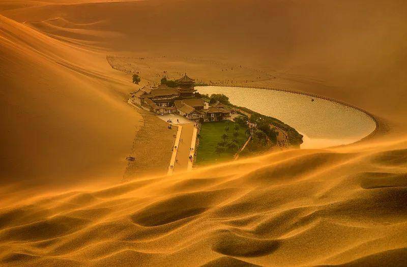 沙漠海市蜃楼,沉浸式火星漫步,在公路尽头遇见痛仰!_甘肃_敦煌_雅丹