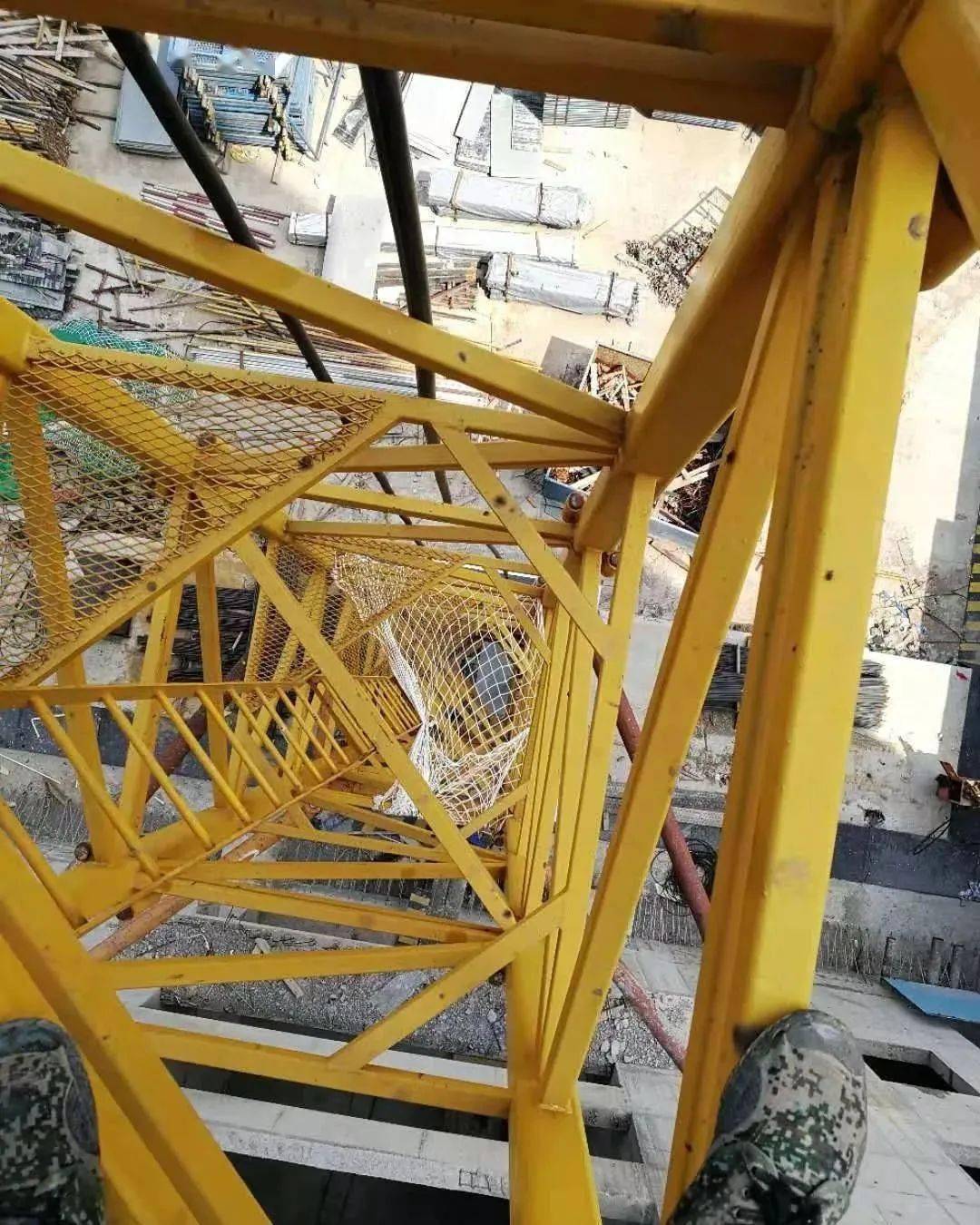 安全员们不需要懂太多,看出塔吊异常即可:图文并茂包您弄懂塔吊安全