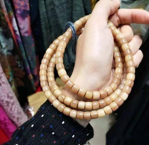骨质手串,为啥这么受欢迎?_盘玩_文玩_效果