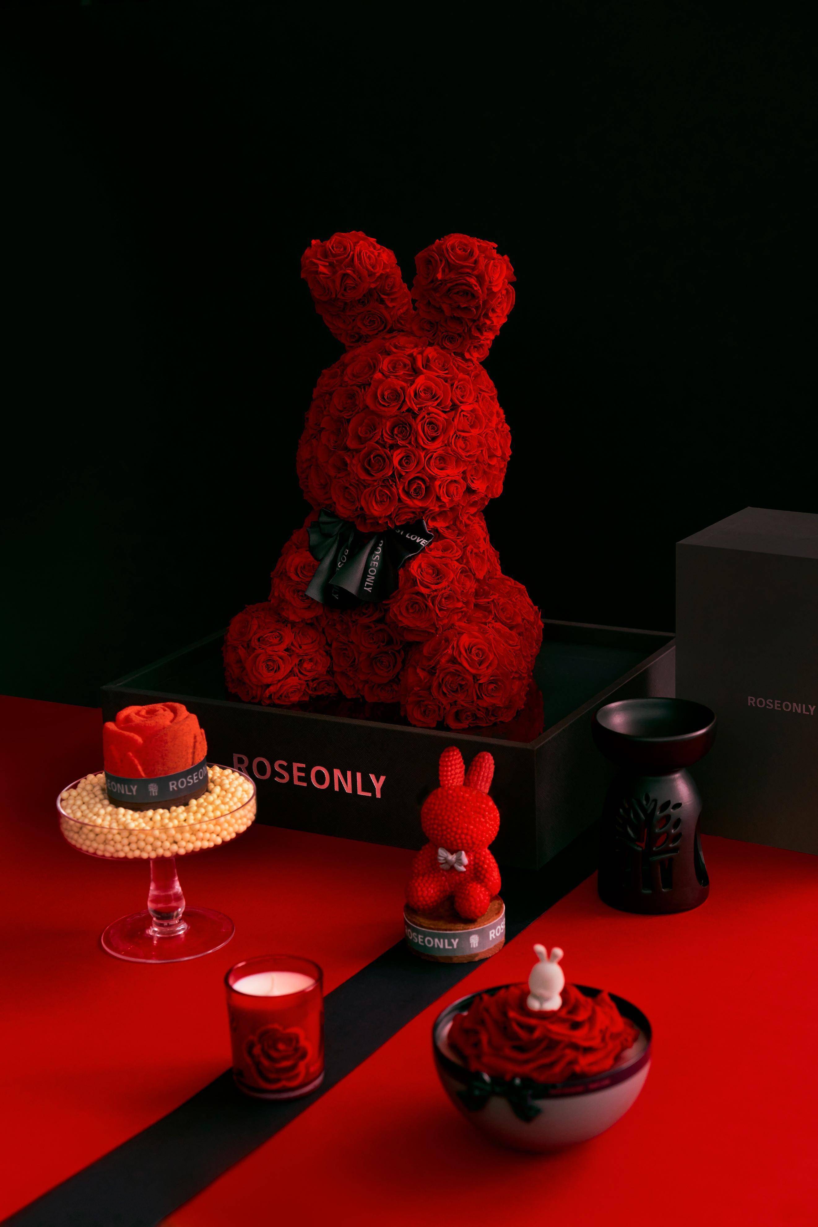 roseonly,高端爱情信物品牌,诞生于世界告白日2013年