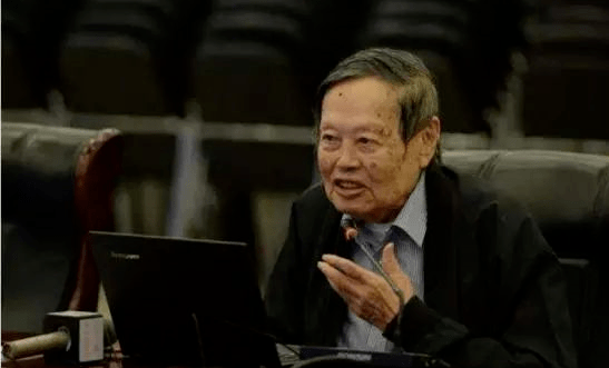 杨振宁月薪有多高?看完具体数字,你就会知道他有多伟大_中国_影响_父亲