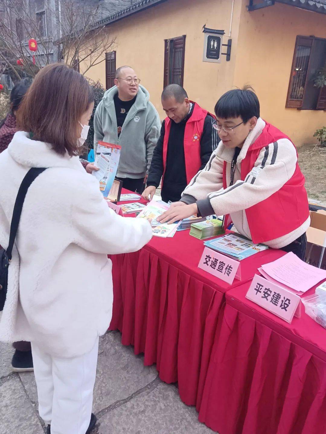 楼塔镇多措并举打好反诈宣传组合拳