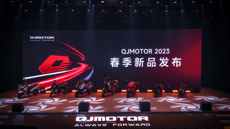 QJMOTOR多款新品退场，新款赛600售价50999元丨鸿150ADV青春版售价14999元！