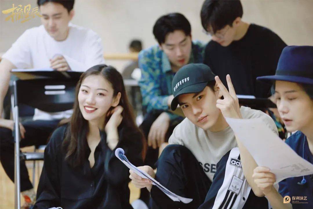 专访李宸希| 一位医学者的"摘星"之旅_李白_演出_保利