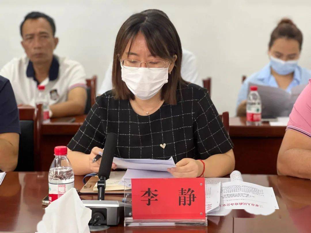 市民政局全力助力创文巩卫,对天涯区流浪乞讨人员联席会议进行政策