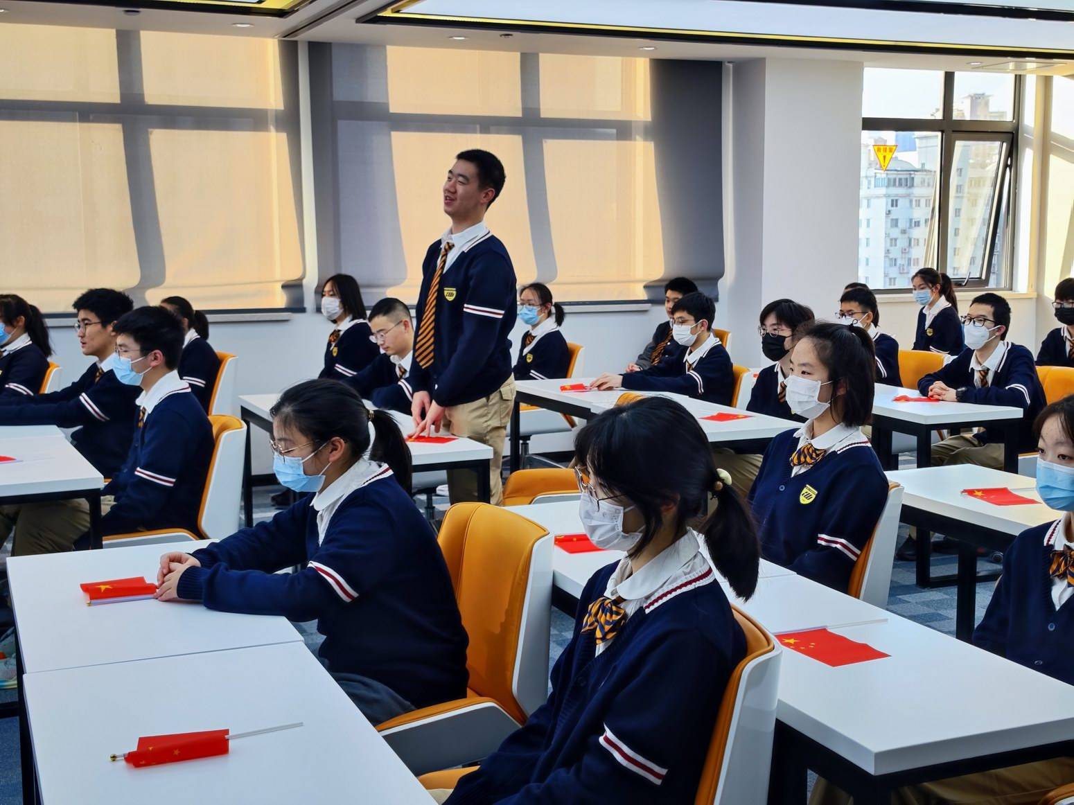 上海市卢湾高级中学开学第一课基于科幻影视作品《流浪地球2》和