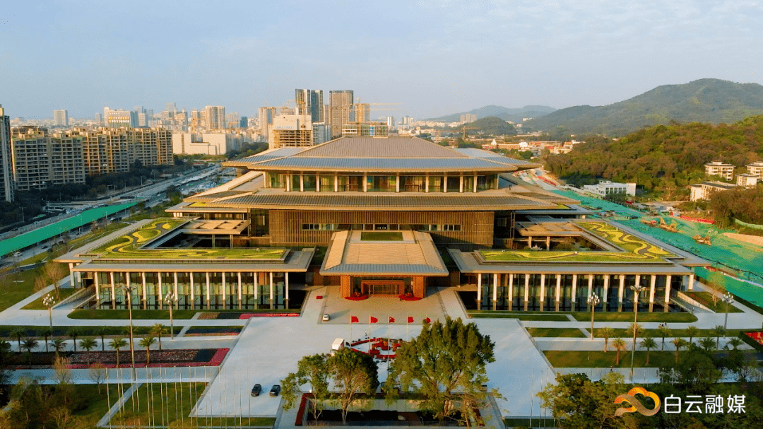 省高质量大会的举办地——广州国际会议中心,就在白云新城,齐聚了21个