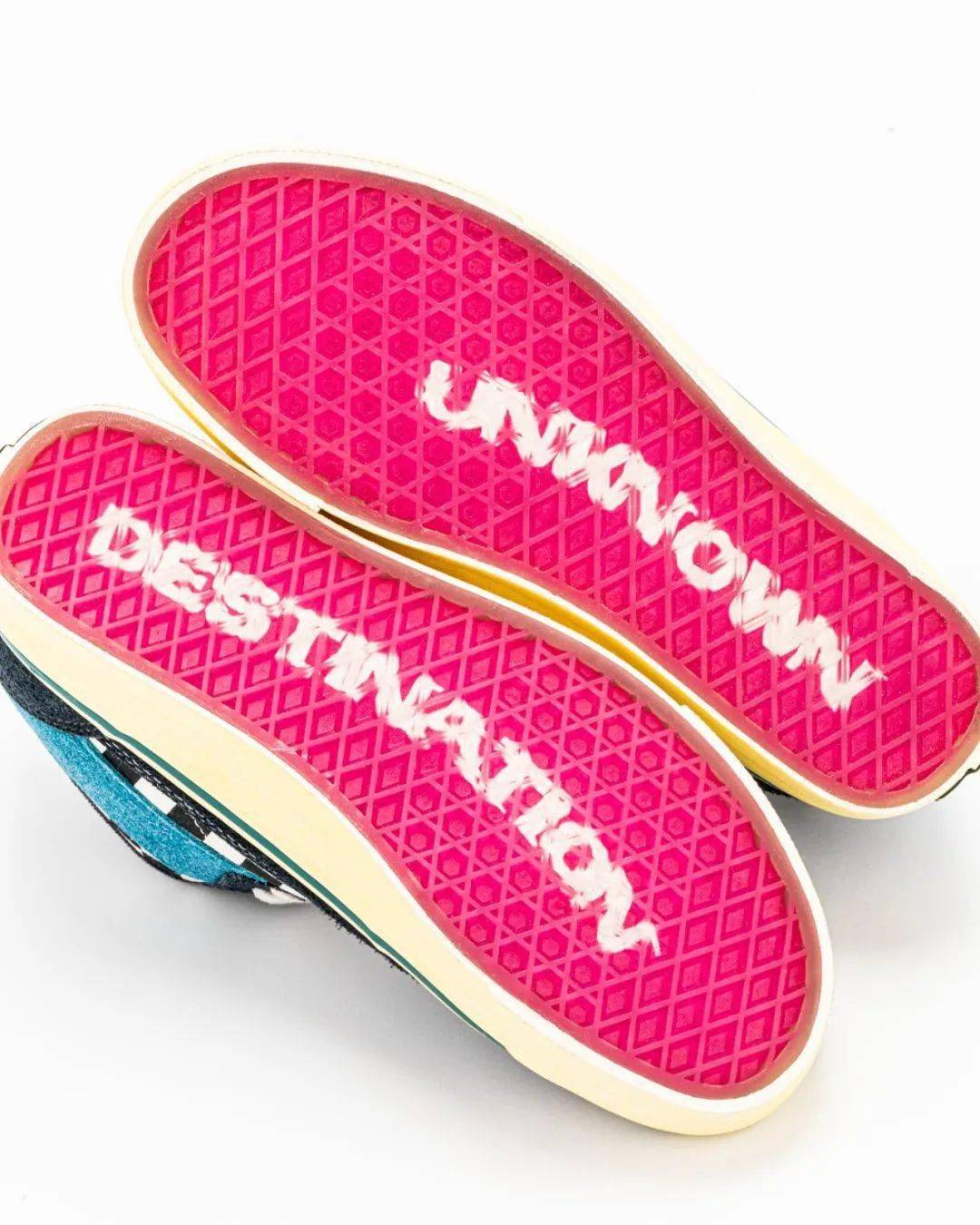 vans「新联名」抢先开箱 还有小姐姐上脚