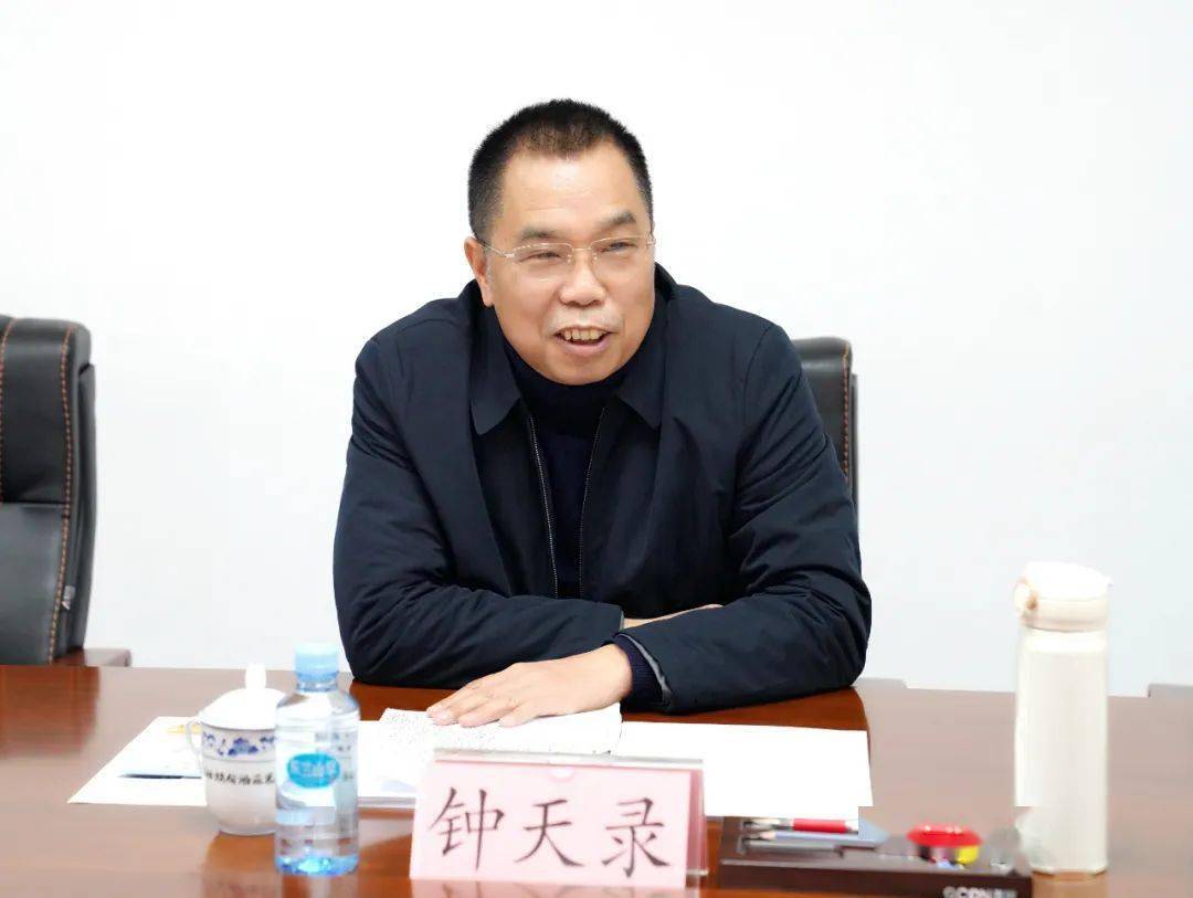 自治区总工会与海南省总工会举行工作交流座谈会_工人疗养院_南宁