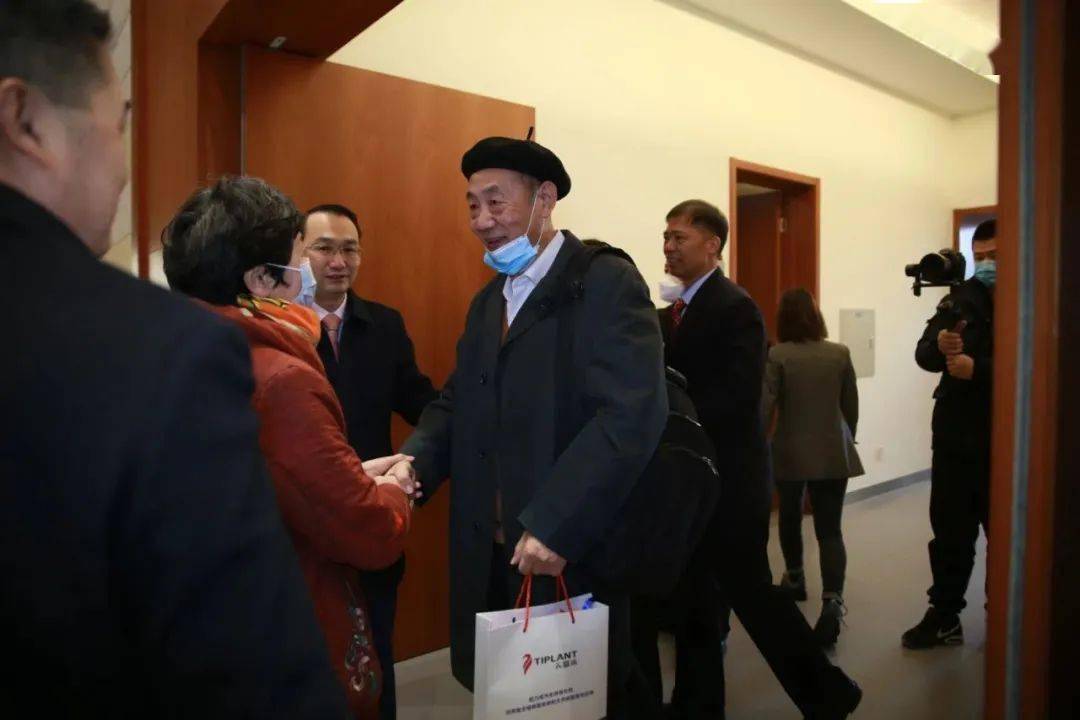 天富来 | 饲用细菌素肠美乐新品发布会在京成功举办_博士_饲料_北京