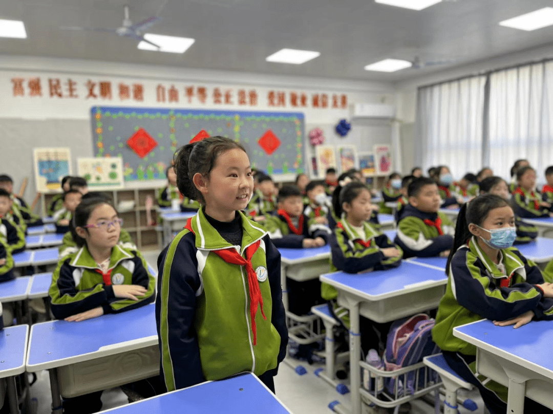 手牵手参与禁毒 心贴心珍爱生命——濮阳市第三小学开展"珍爱生命