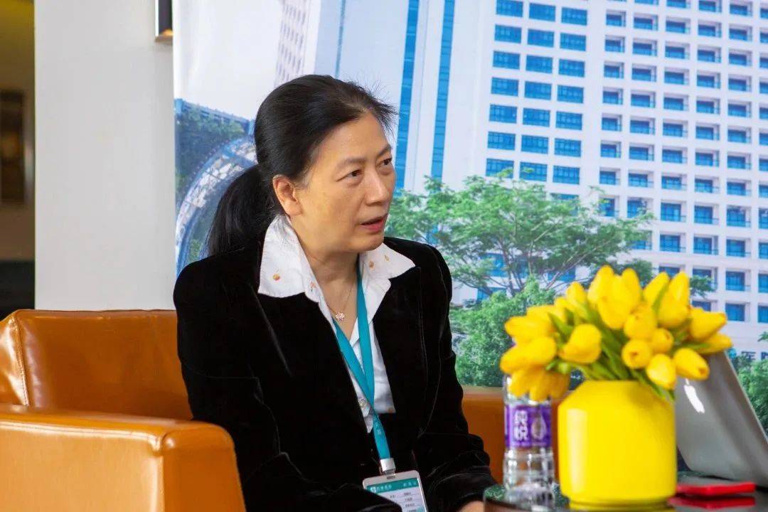 祈福医院常务院长,心血管内科专家周颖玲教授.