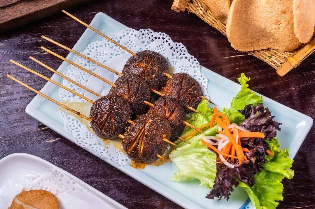 在汤臣一品楼下吃越南菜是一种什么体验!