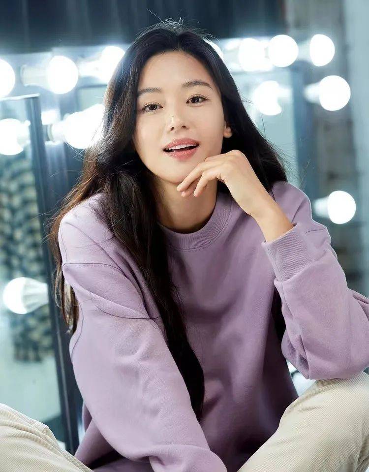 长发一卷,她又是"漂亮就行"的全智贤!_刘海_括弧_面部