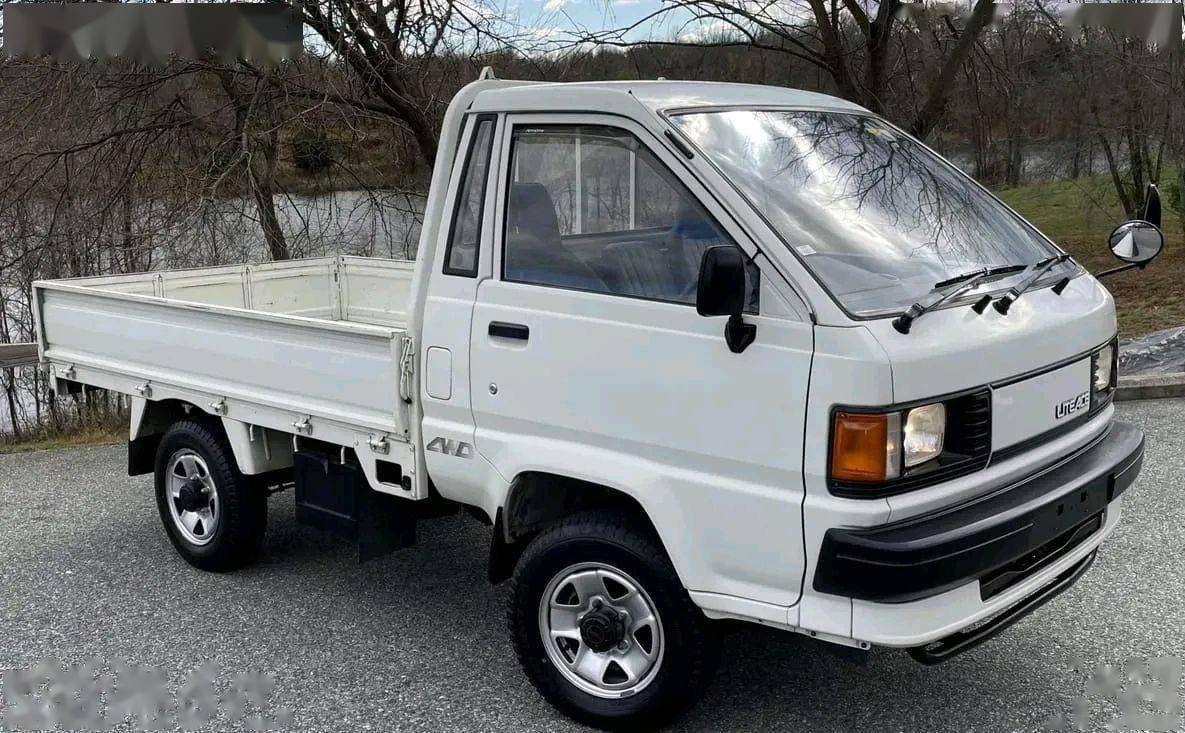 实拍丰田"小卡"lite ace,1.