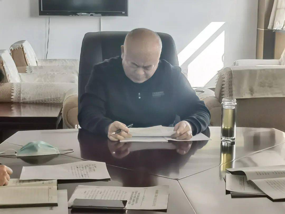 最后,区总工会党组书记史卫东就发挥工会组织在安全生产工作中的作用