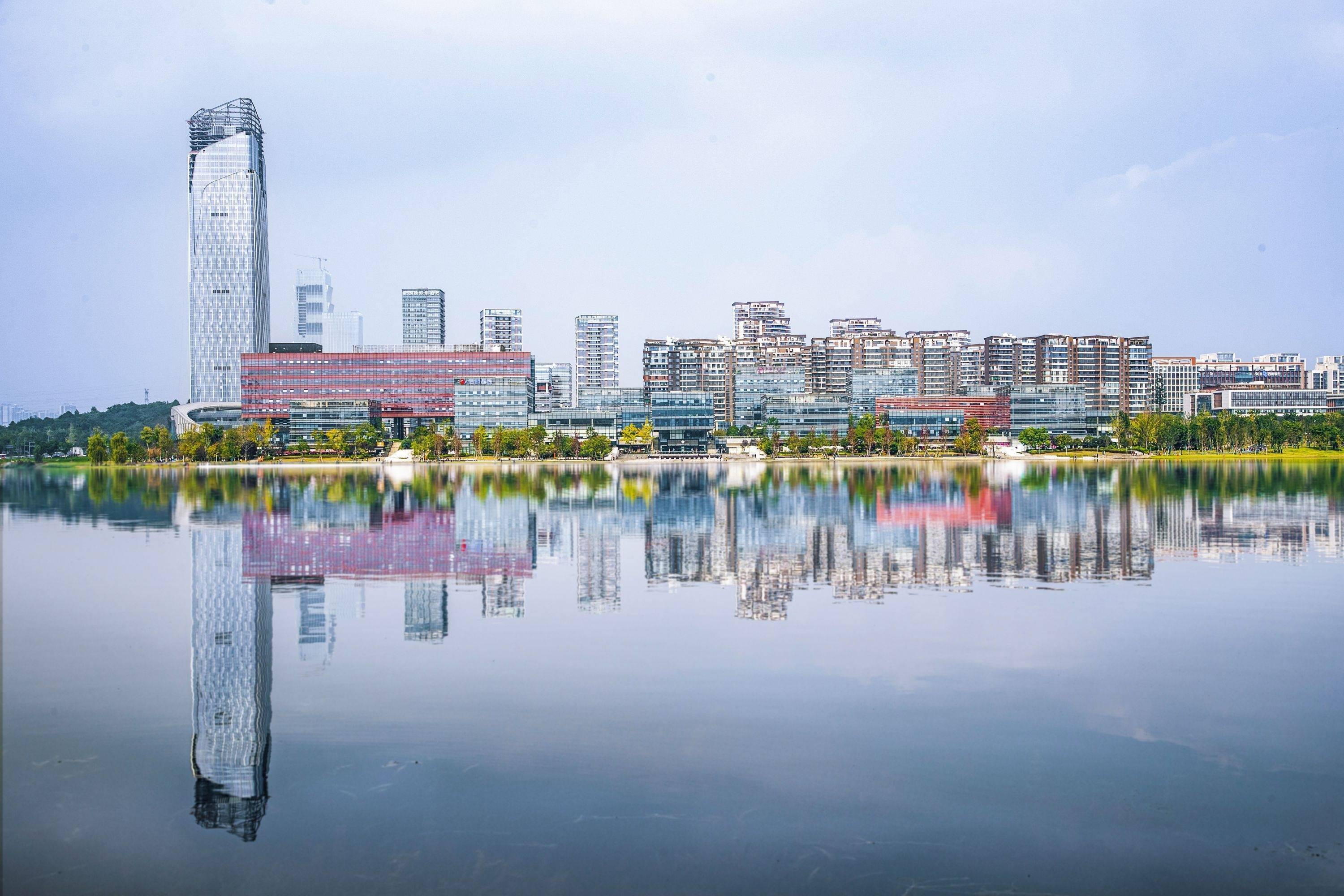 天府新区兴隆湖畔 西部(成都)科学城.