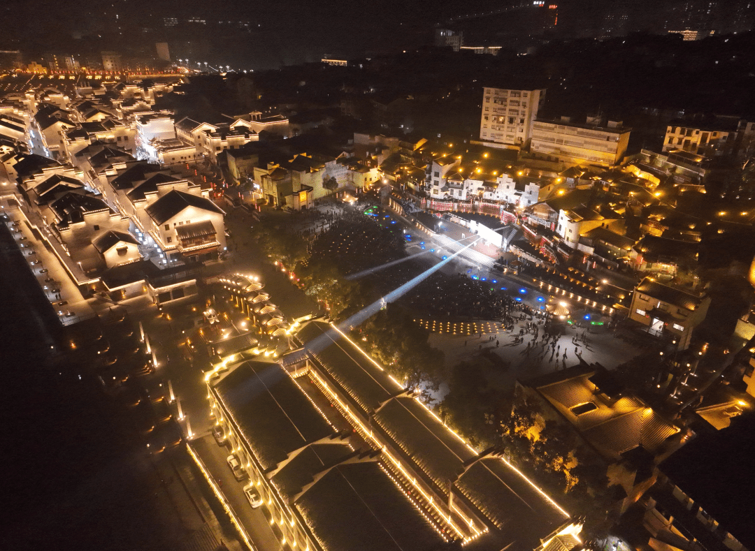 洪江古商城夜景烟雨洪江震撼来袭丨《我和我的祖国》全域旅游规划丨