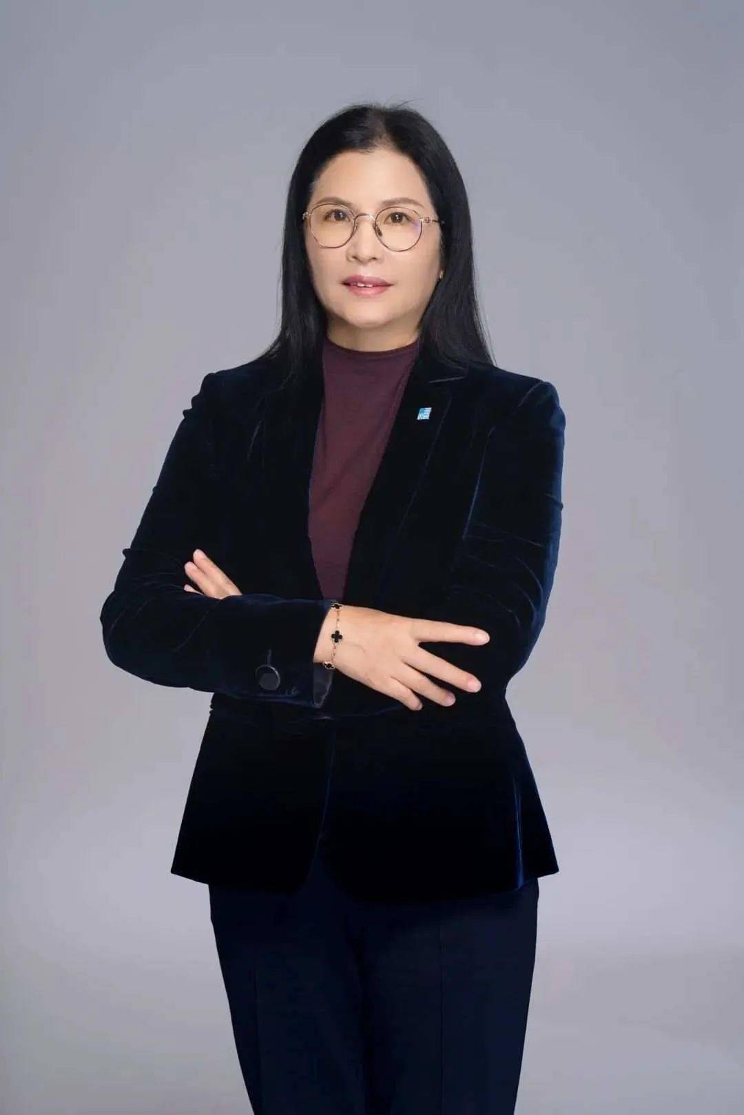 永太科技董事长王莺妹花莉蓉出生于1968年,作为我市优秀的女性二代