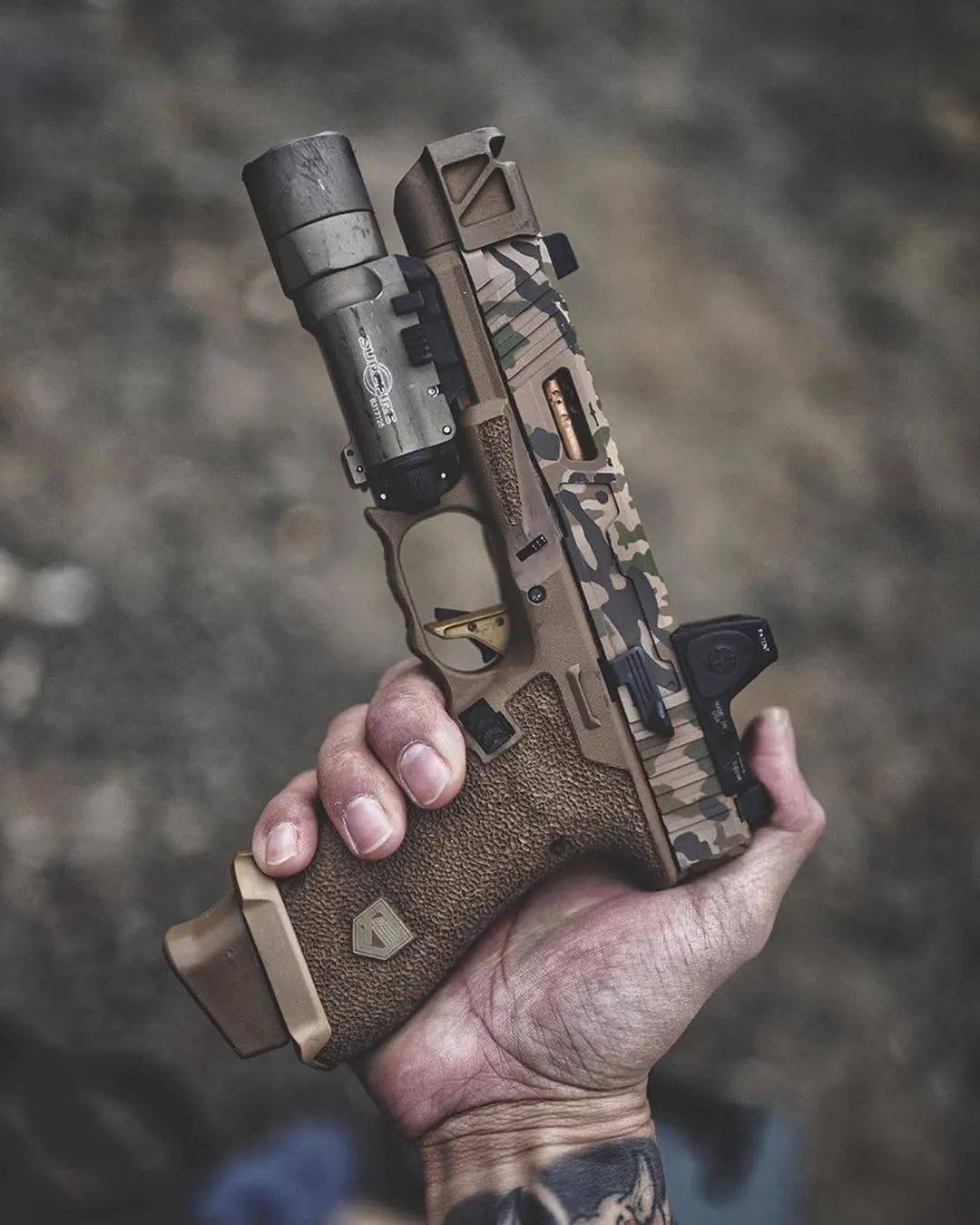 【格洛克g19x美图】修长的腰身 炸裂的颜值_战术_公众_备份