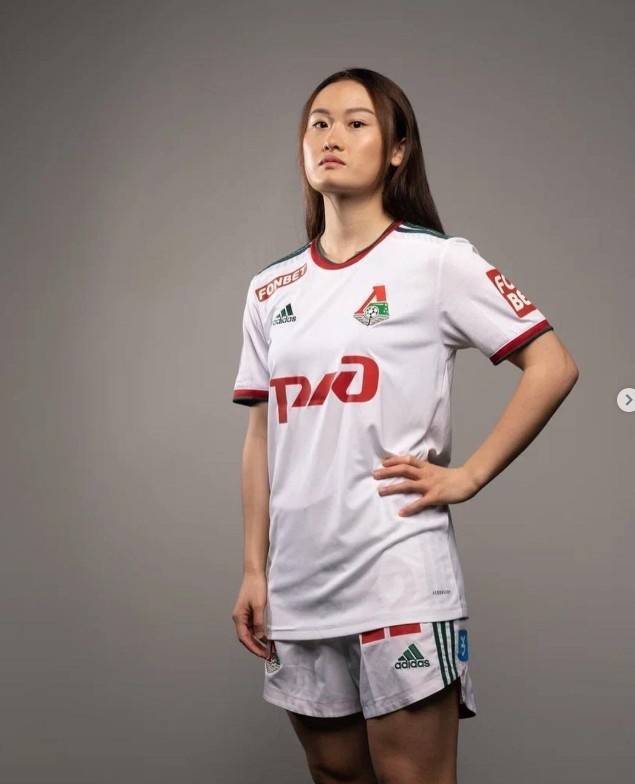 2023赛季俄罗斯女超联赛开赛在即,杨淑慧晒新赛季定妆照_莫斯科火车头