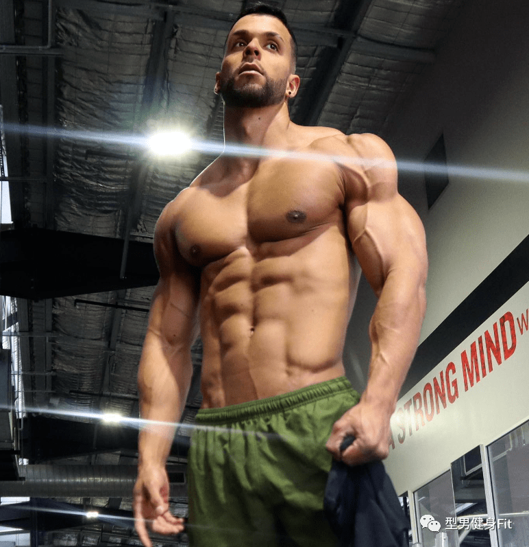 完美比例,精瘦结实的外国肌肉男。_Guys_Hot
