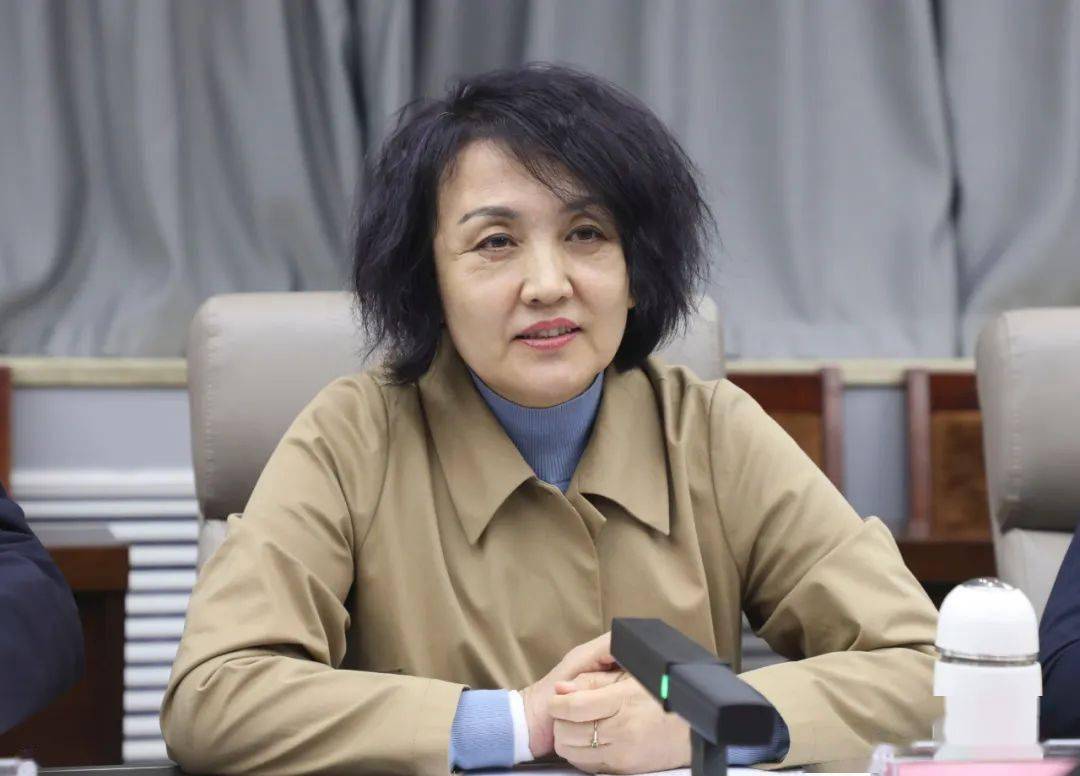 【微石楼】省禁毒办常务副主任,省公安厅禁毒总队总队长薛翠娥带队来