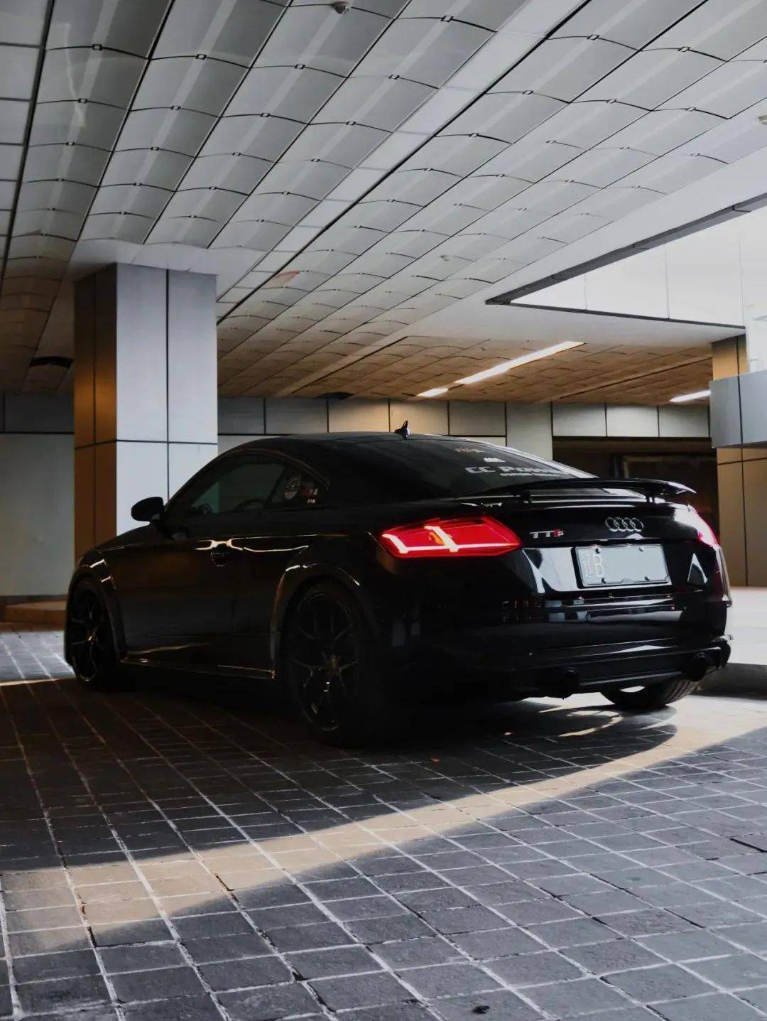 跑帅不跑快 奥迪tt改装案例欣赏