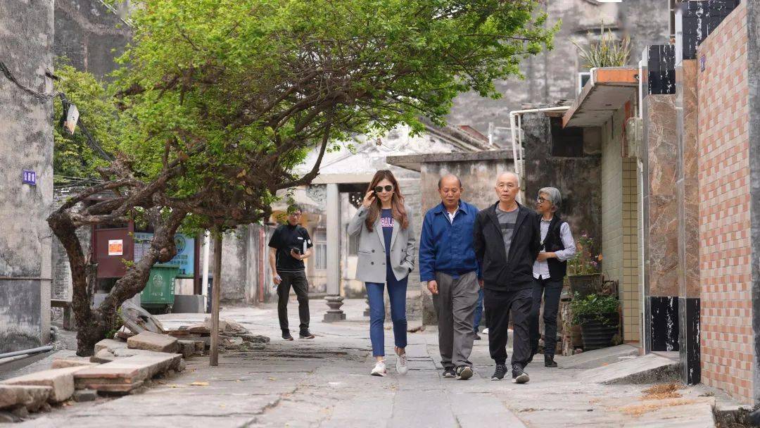 知名华人歌手雷安娜寻根中山遇"旧梦"_渡头村_加拿大_香港