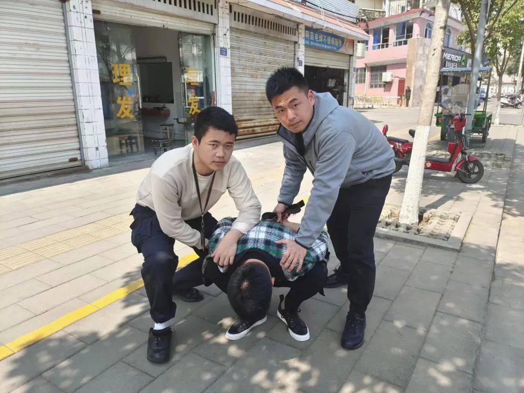 建阳公安"春雷行动"严厉打击出租,出借,出售银行卡,电话卡违法犯罪