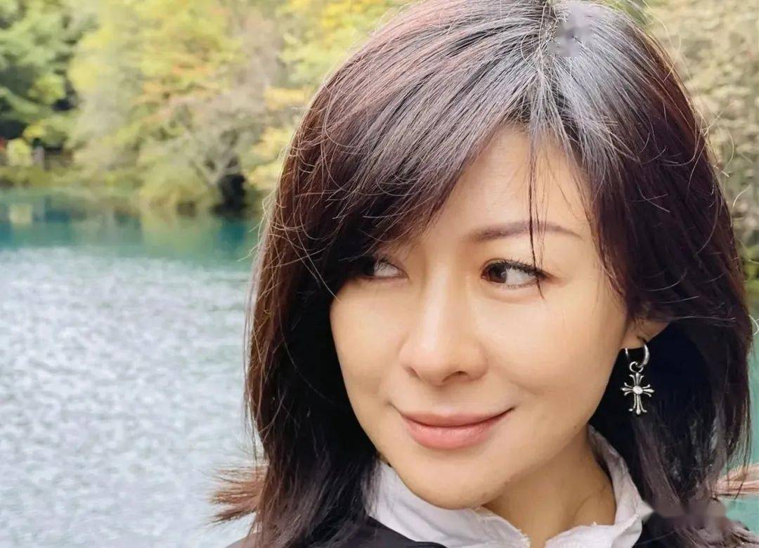 恭喜,上海主持人陈蕾秘密离婚!