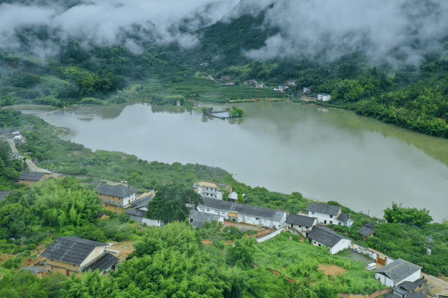 永泰嵩口镇:文明"小积分""兑"出人居好环境_村民_永泰县_考评