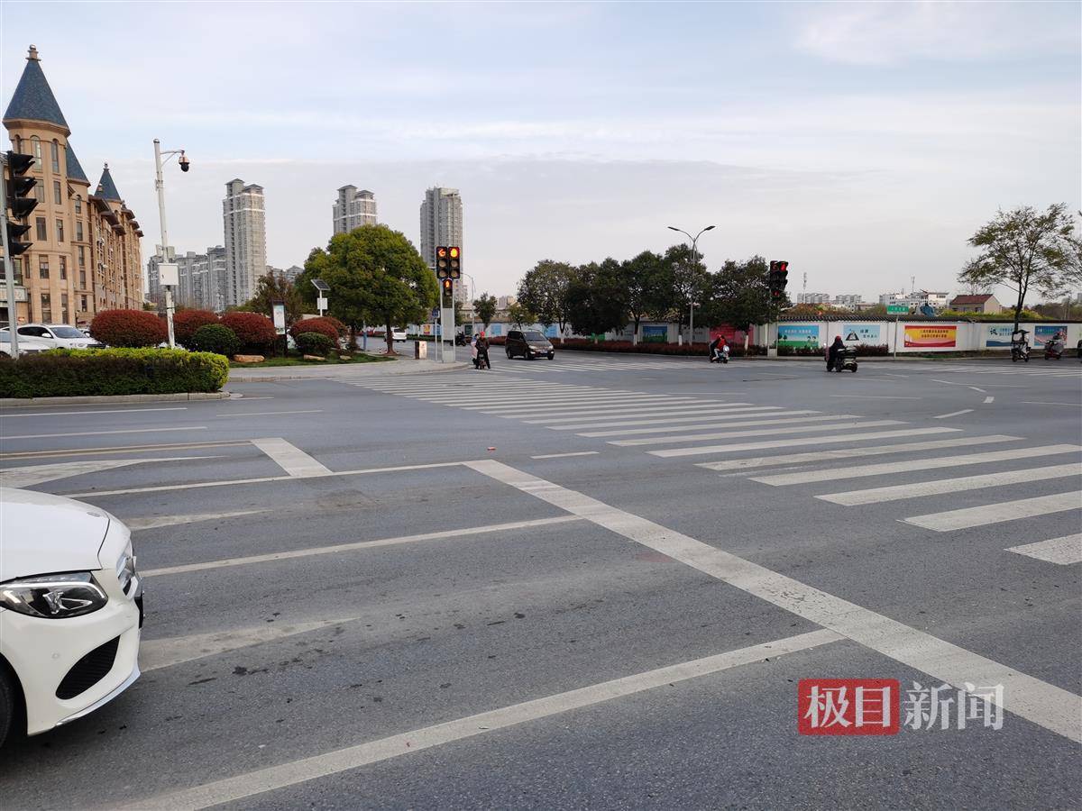 首批亮相，泗洪新能源巡游出租车正式投入运营